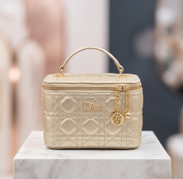Leather Beauty Bag