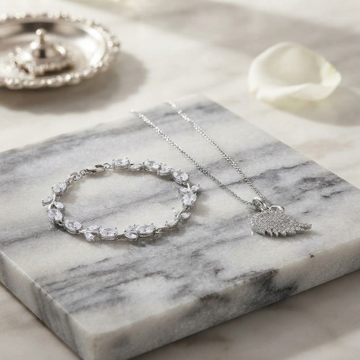 Tulip Bracelet With Swan Necklace