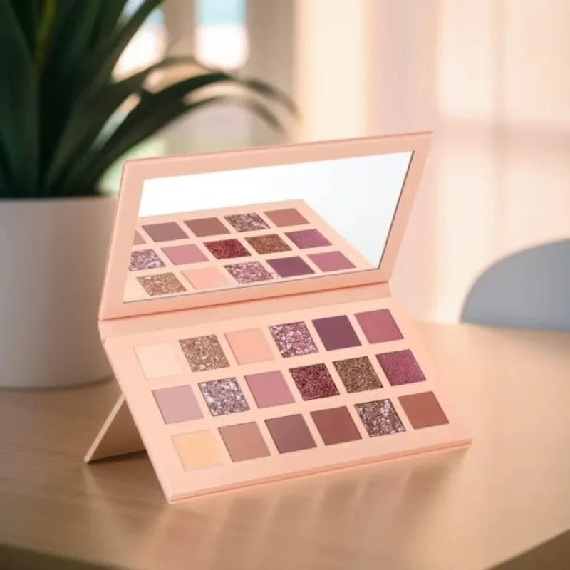 Versatile pigmented eye palette