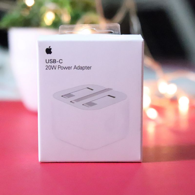 Apple Smart Adapter