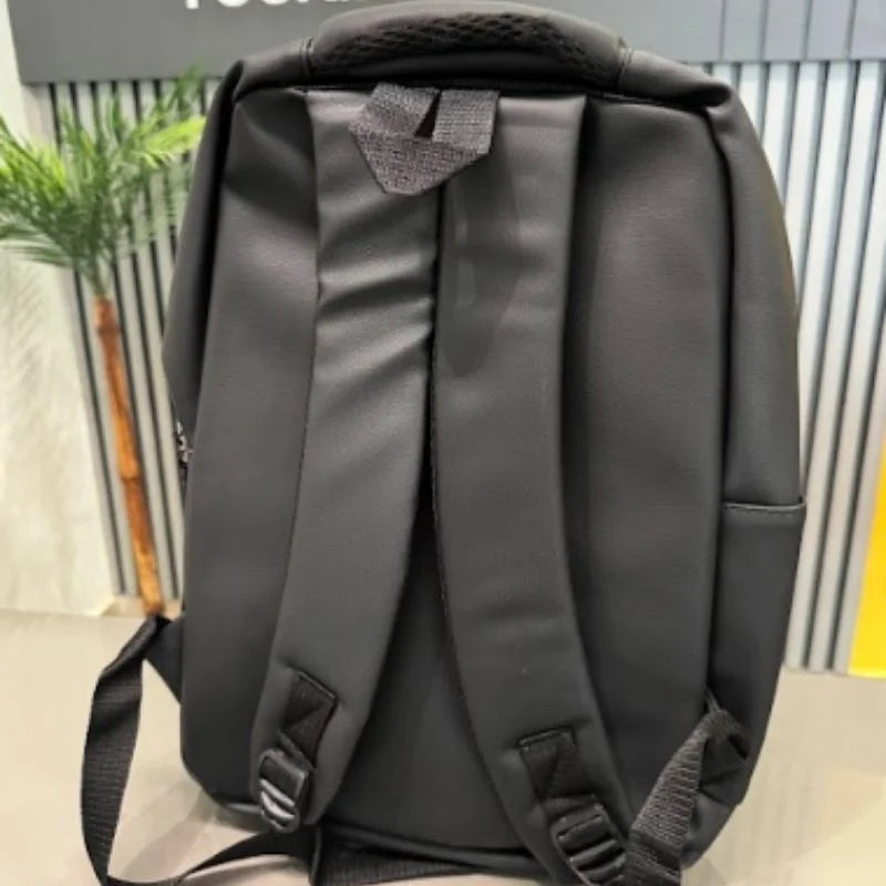 Durable laptop travel backpack