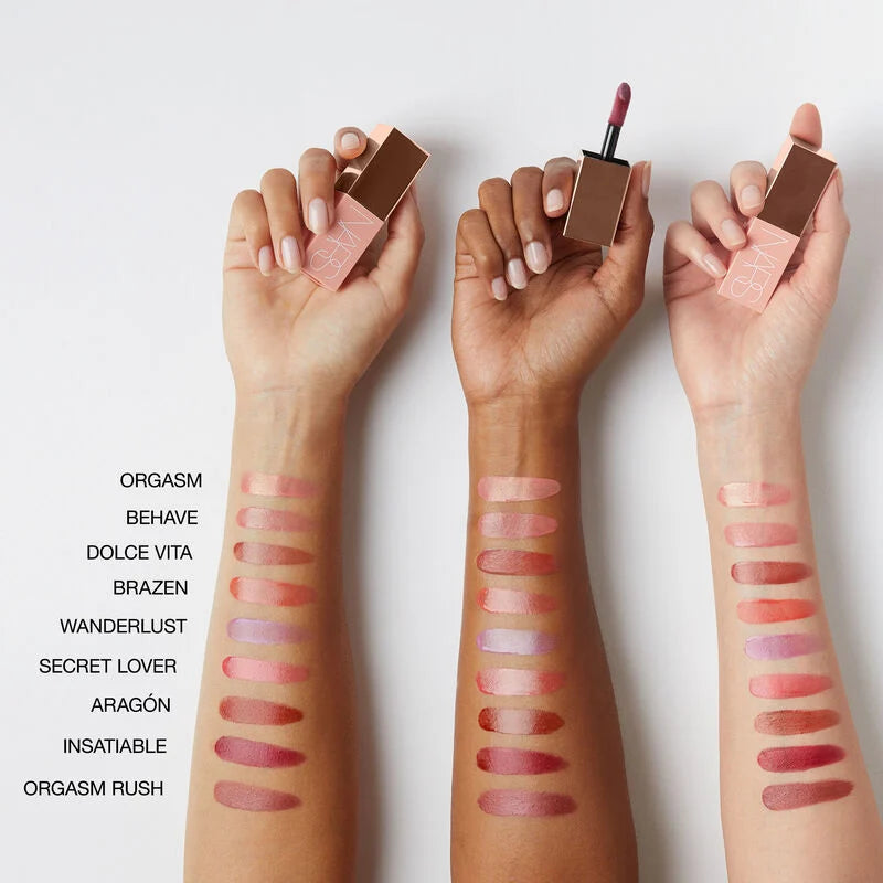 Hydrating buildable liquid blush