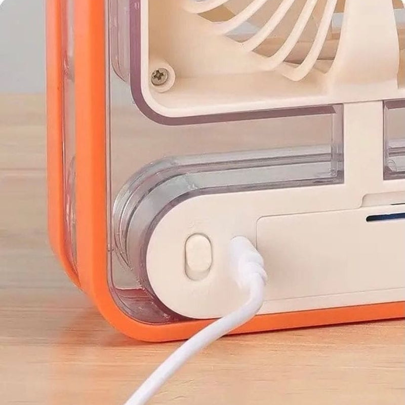 Compact cooling fan with mist